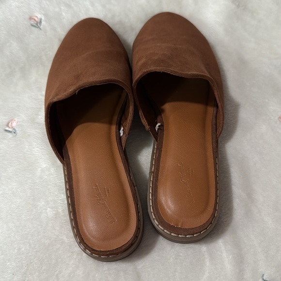 Brown Target Mules - Picture 4 of 4